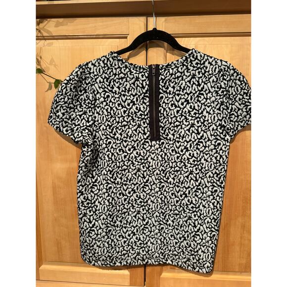 Anthropologie Postage Stamp Short Sleeve Animal Print - Picture 6 of 7